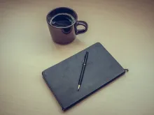 Блокнот кофе и ручка